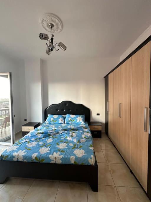 Sleepin Shkoder II Apartment Bagian luar foto