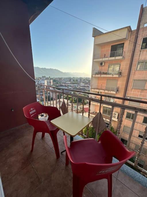Sleepin Shkoder II Apartment Bagian luar foto